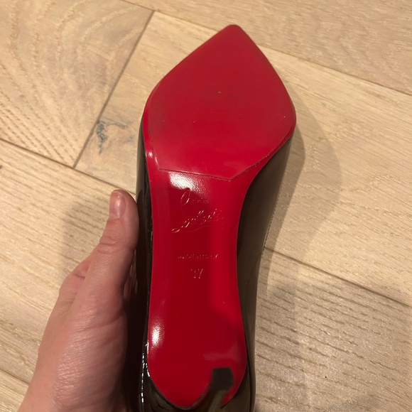 Christian Louboutin Kate 70 Patent Pump Size: 37 - Picture 7 of 7